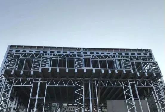 輕鋼龍骨有幾種顏色?它們有什么區(qū)別?(圖2) 睿婕輕鋼別墅